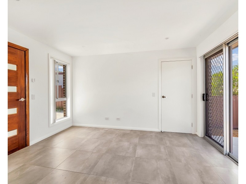 Fairfield West NSW 2165