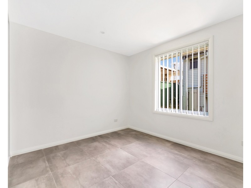 Fairfield West NSW 2165