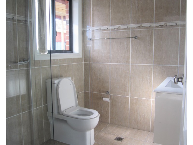 13a Beale Crescent, Fairfield West NSW 2165