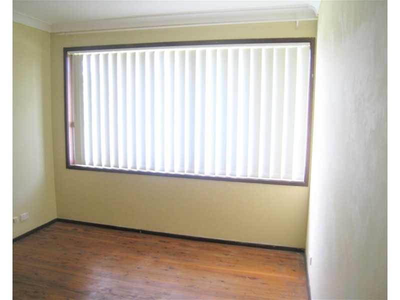 19 Pilliga Crescent, Bossley Park NSW 2176