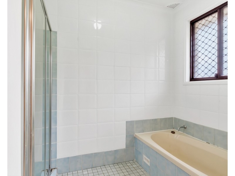 47 Glen Logan Road, Bossley Park NSW 2176