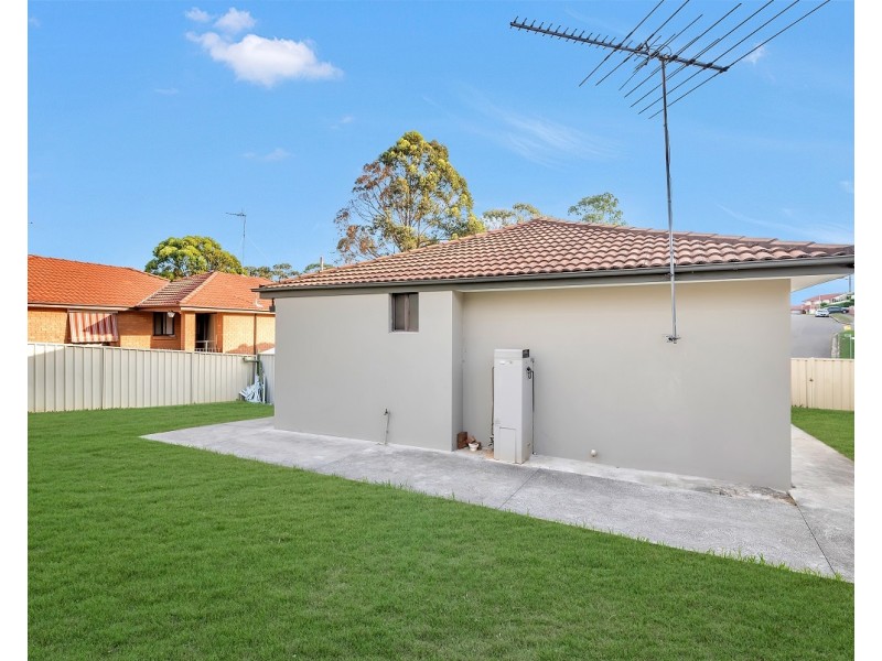 47 Glen Logan Road, Bossley Park NSW 2176