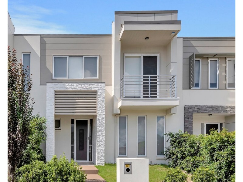 160 Liz Kernohan Drive, Elderslie NSW 2570