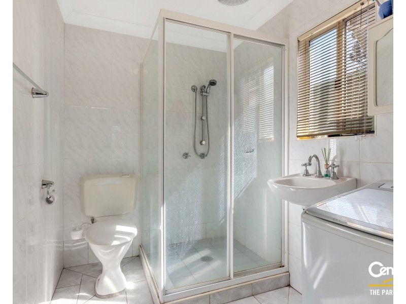 5a Tobruk Place, Bossley Park NSW 2176