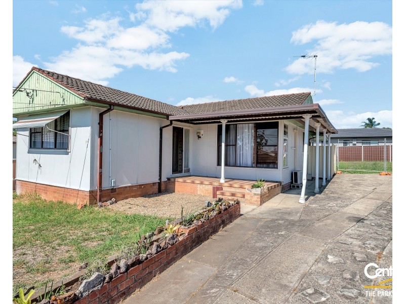 4 Girra Street, Fairfield West NSW 2165