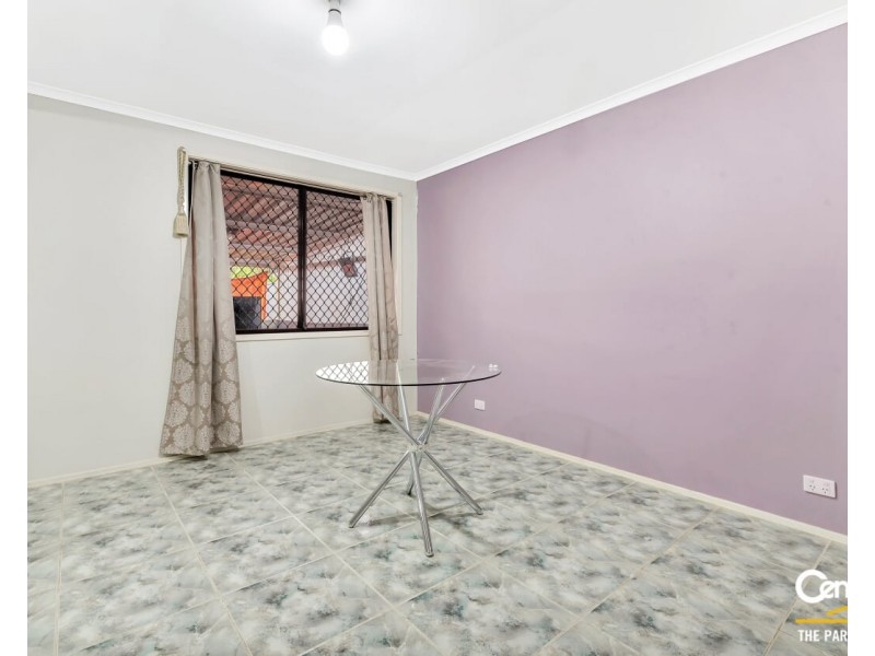 34 Pleasant Street, Bossley Park NSW 2176