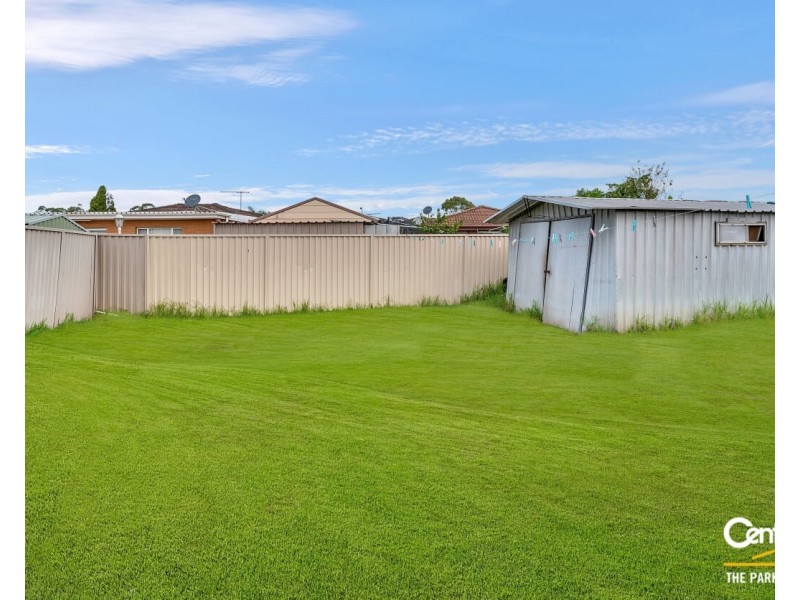 34 Pleasant Street, Bossley Park NSW 2176