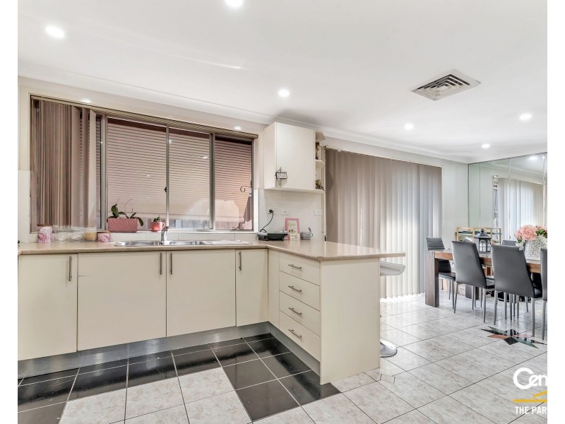 35 Bossley Road, Bossley Park NSW 2176