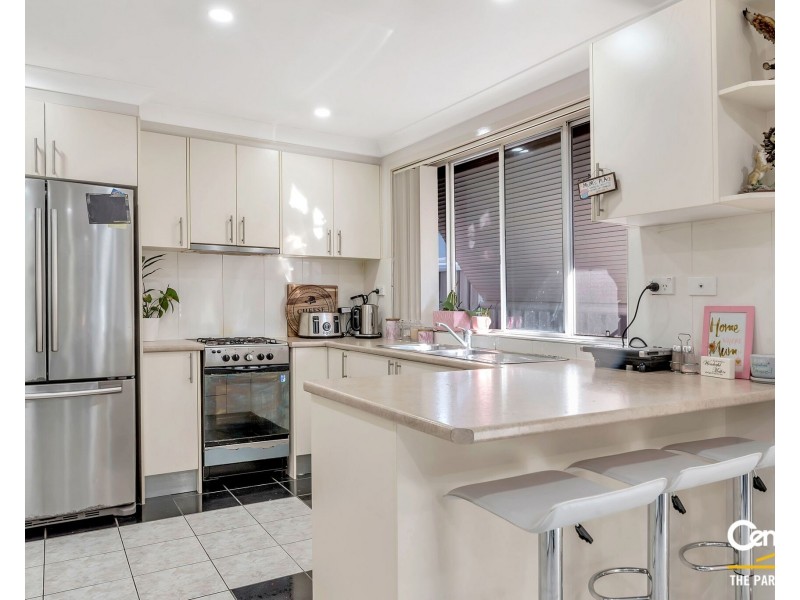 35 Bossley Road, Bossley Park NSW 2176