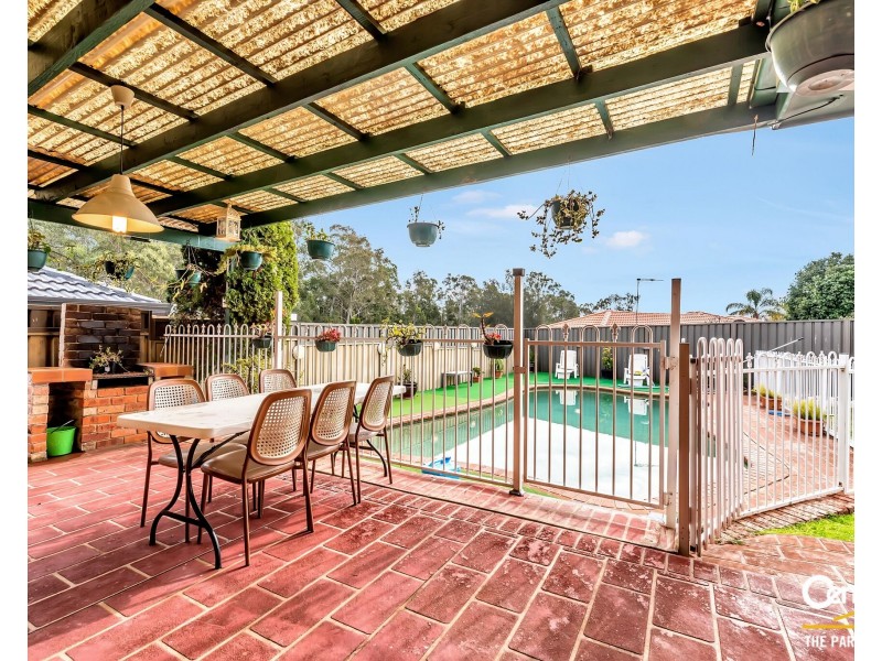 8 Mersey Close, Bossley Park NSW 2176