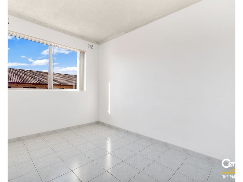 4/7 Lackey Street, Fairfield NSW 2165