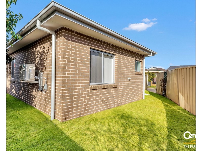 8a Ben Lomond Street, Bossley Park NSW 2176