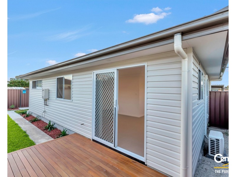 236a Prairievale Road, Bossley Park NSW 2176