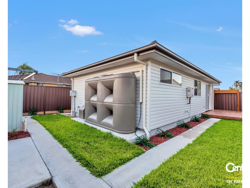 236a Prairievale Road, Bossley Park NSW 2176