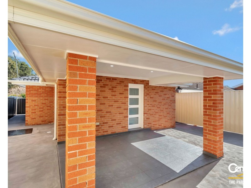 2a Mersey Close, Bossley Park NSW 2176