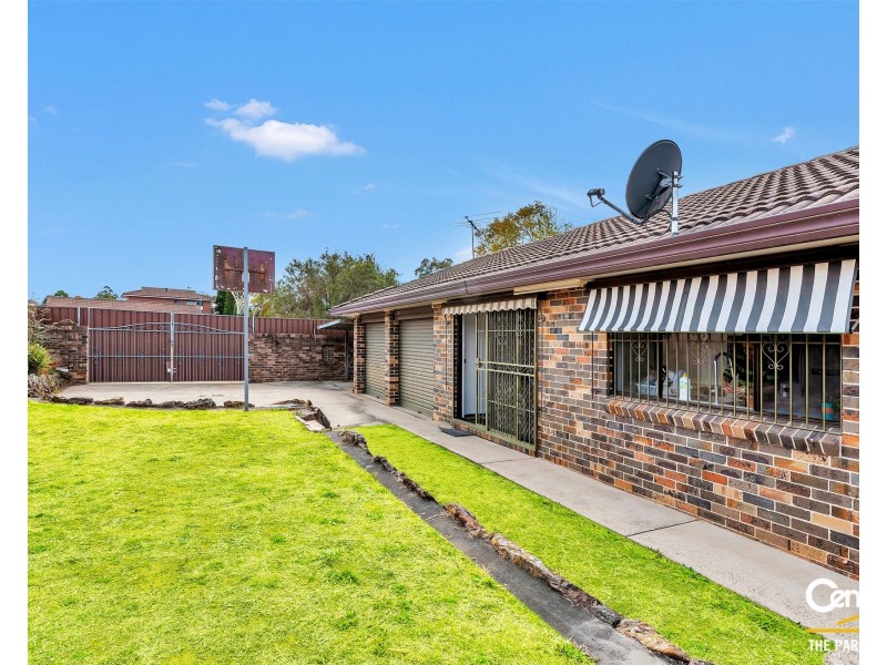 2 Glen Logan Road, Bossley Park NSW 2176