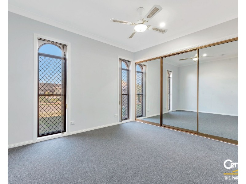 3 Topaz Place, Bossley Park NSW 2176
