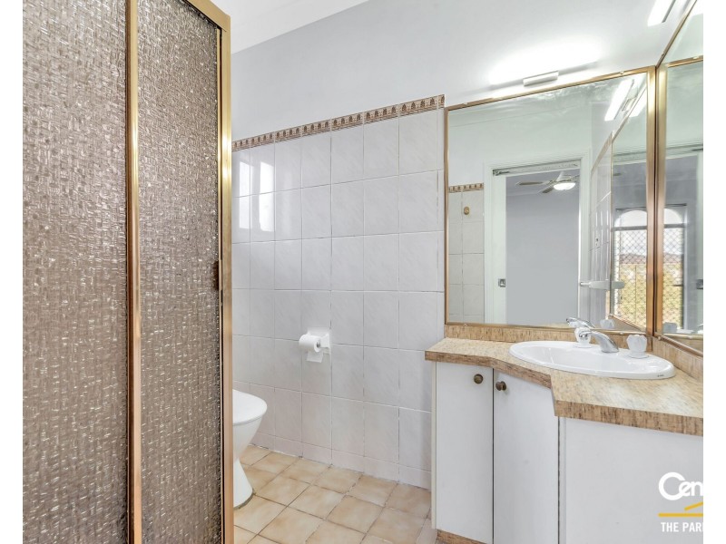 3 Topaz Place, Bossley Park NSW 2176