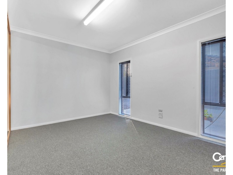 3 Topaz Place, Bossley Park NSW 2176