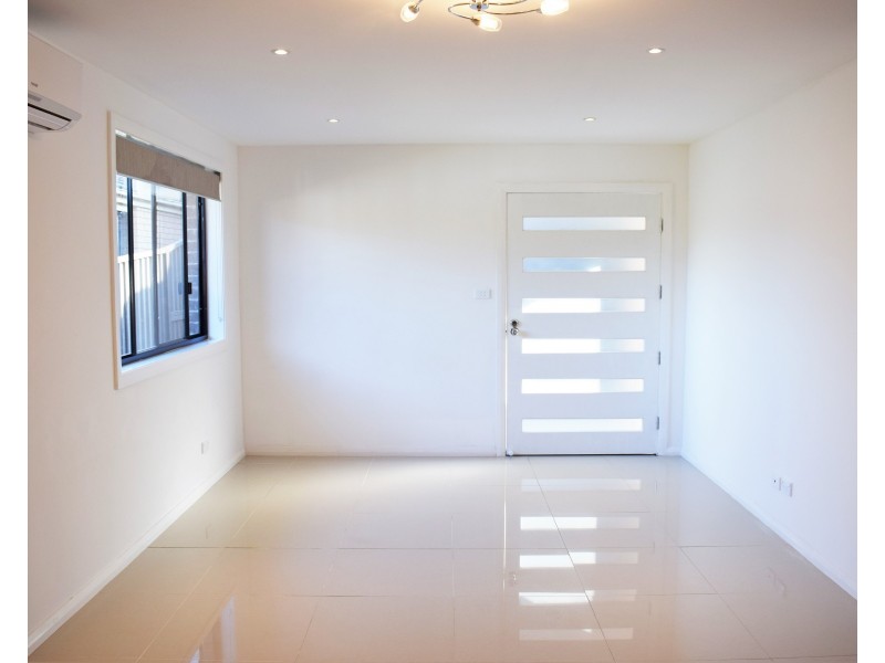 35a Stockdale Crescent, Abbotsbury NSW 2176