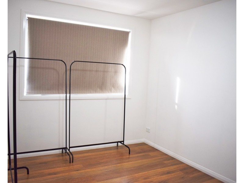 35a Stockdale Crescent, Abbotsbury NSW 2176