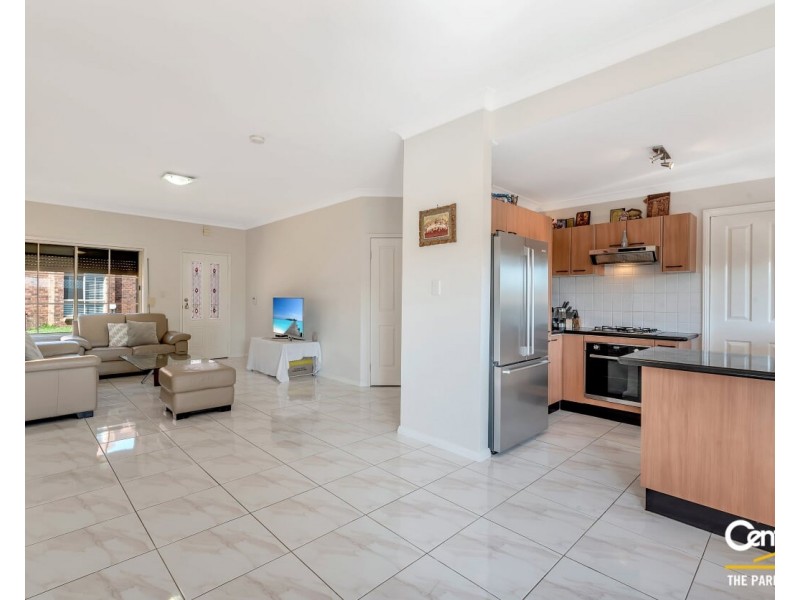 14/87 Allambie Road, Edensor Park NSW 2176
