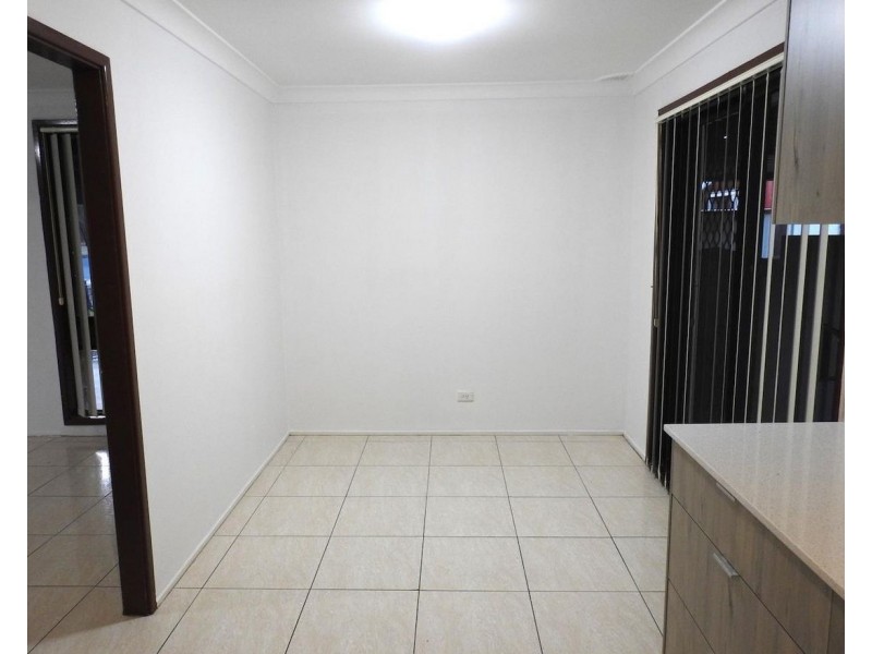 7 Hampshire Place, Wakeley NSW 2176