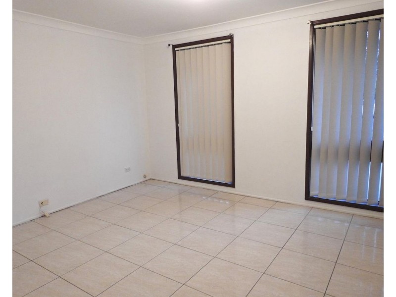 7 Hampshire Place, Wakeley NSW 2176