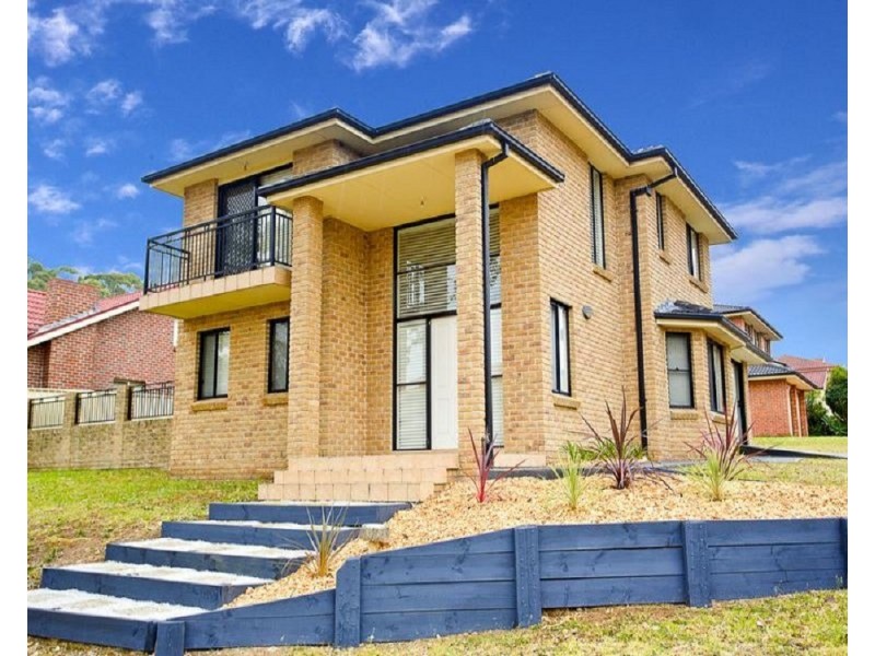 1 Ferraro Crescent, West Hoxton NSW 2171