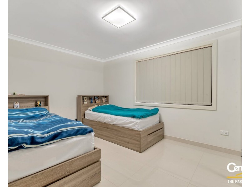 10a Lachlan Street, Bossley Park NSW 2176