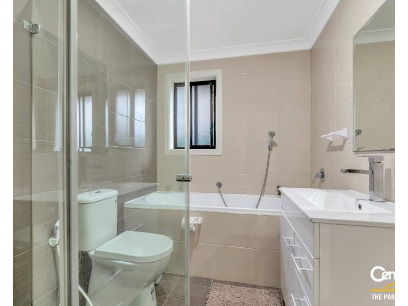 10a Lachlan Street, Bossley Park NSW 2176