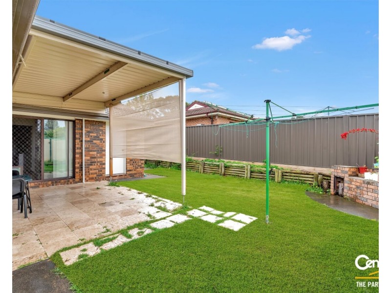 8 Ben Lomond Street, Bossley Park NSW 2176