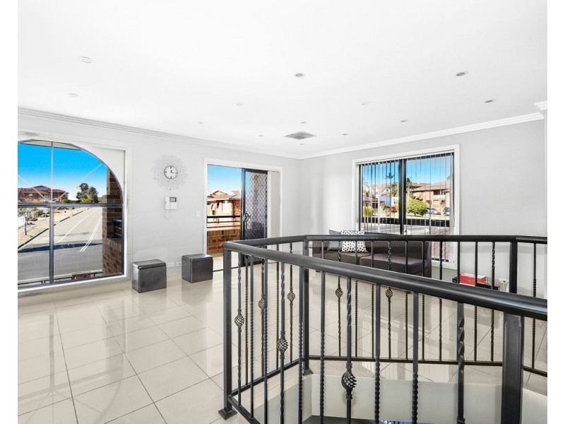 27 Winburndale Street, Wakeley NSW 2176