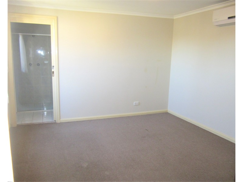 3a Rossiter Street, Smithfield NSW 2164