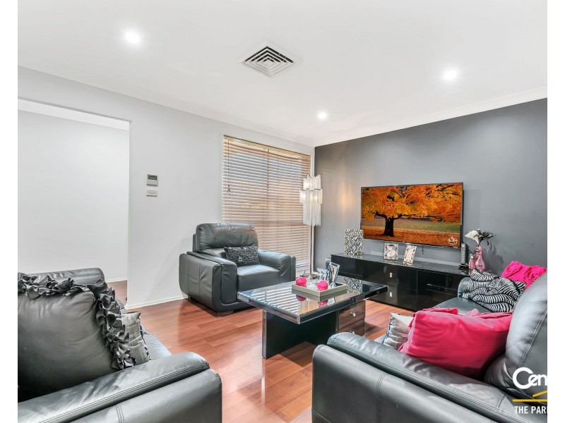 10 Mistral Street, Greenfield Park NSW 2176