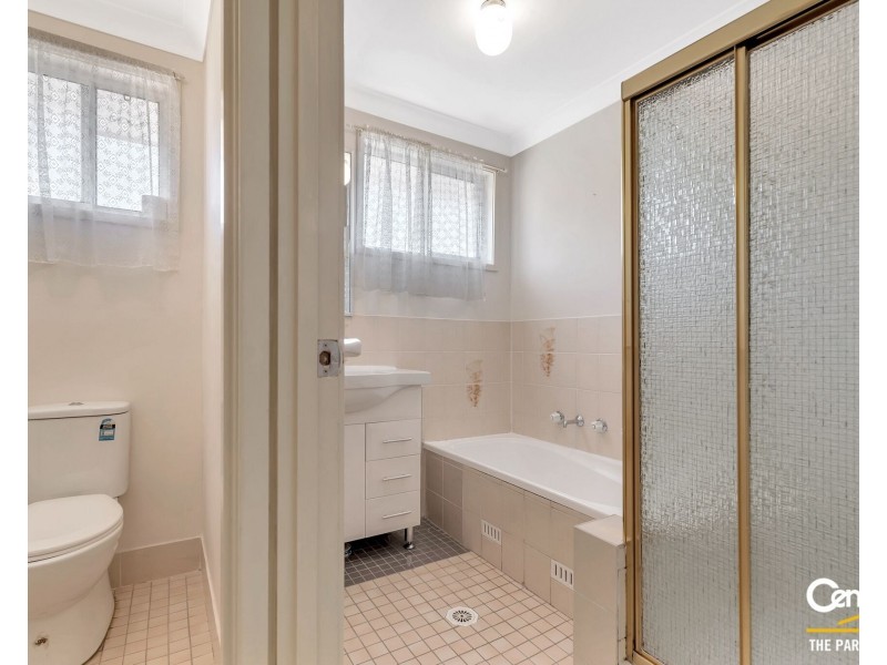 11 Castlereagh Street, Bossley Park NSW 2176