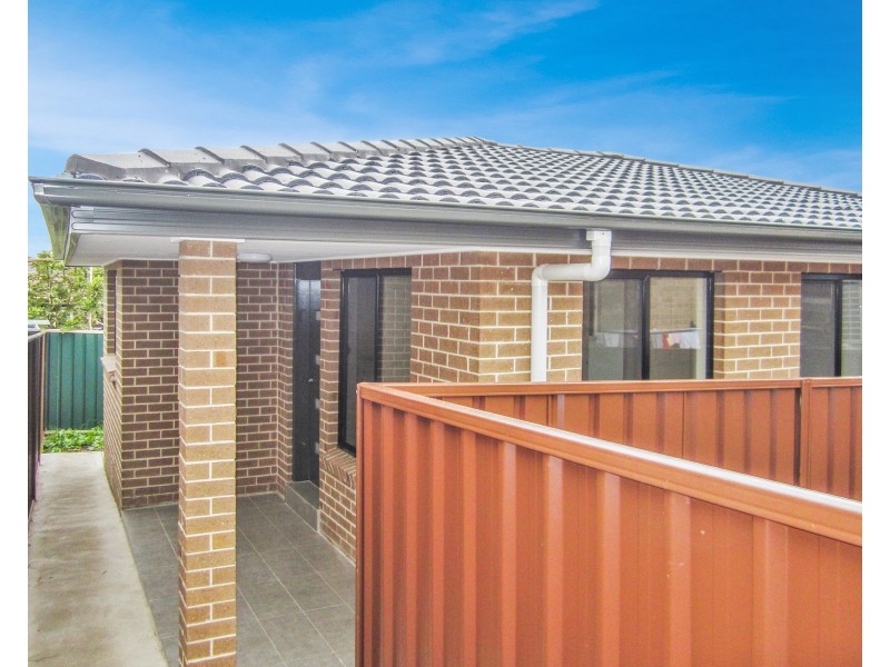 32a Mimosa Road, Bossley Park NSW 2176