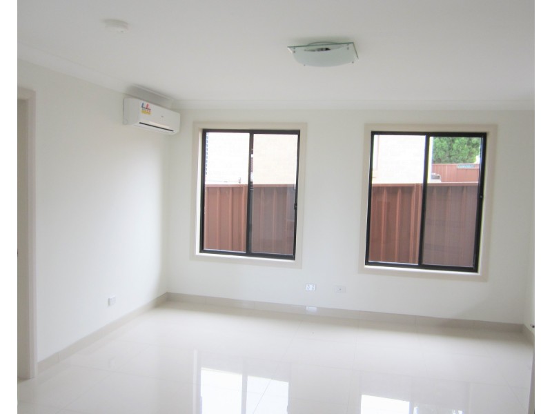 32a Mimosa Road, Bossley Park NSW 2176