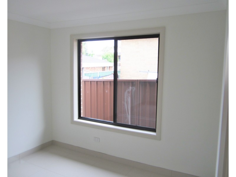 32a Mimosa Road, Bossley Park NSW 2176