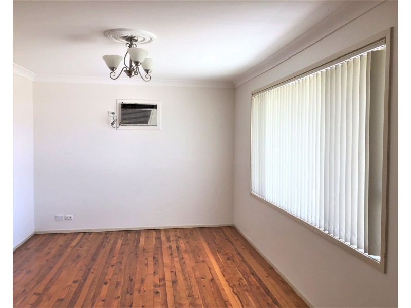 2 Dashmere Street, Bossley Park NSW 2176