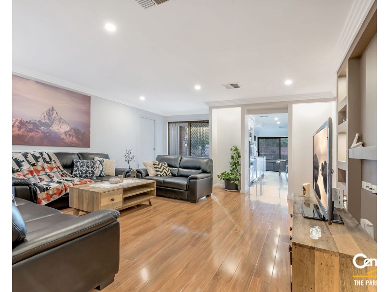 21 Greenfield Road, Greenfield Park NSW 2176