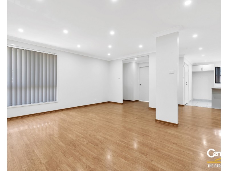68 Kingfisher Avenue, Bossley Park NSW 2176