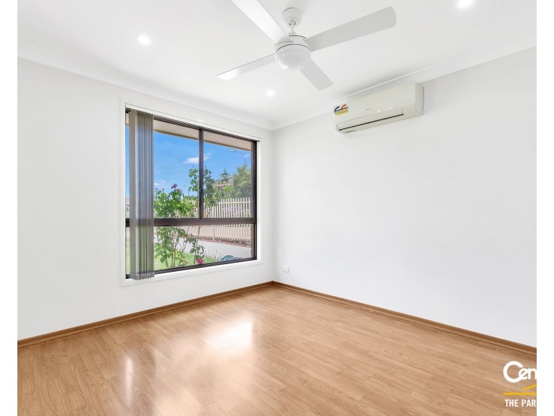 68 Kingfisher Avenue, Bossley Park NSW 2176