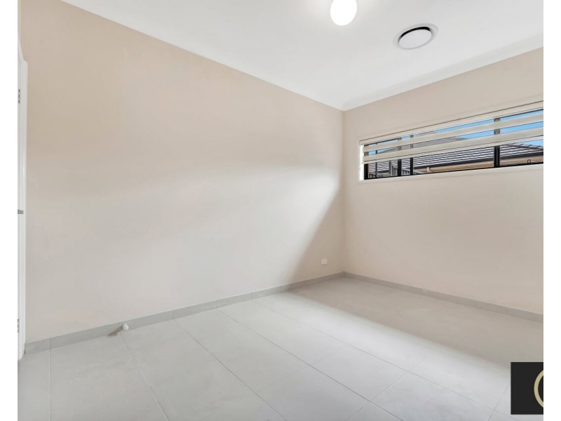 23a Antwerp Place, Edmondson Park NSW 2174
