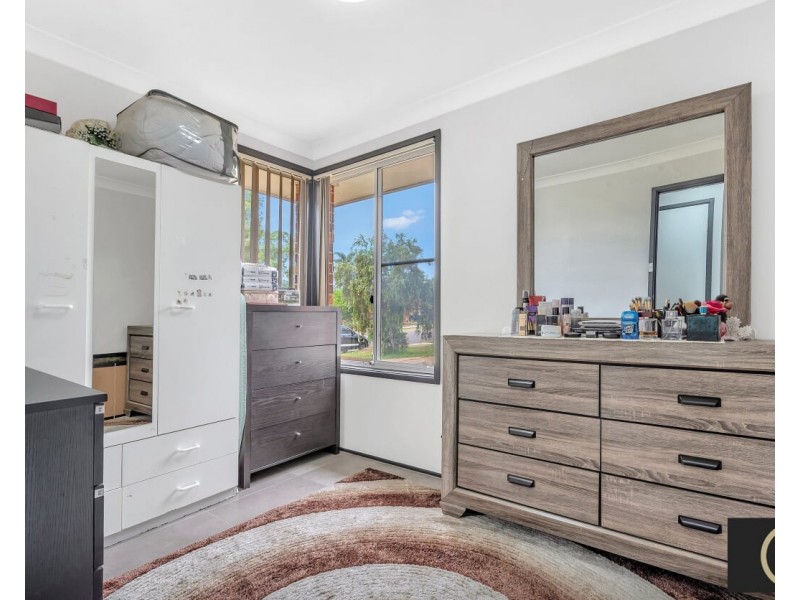 43 Glen Elgin Crescent, Edensor Park NSW 2176