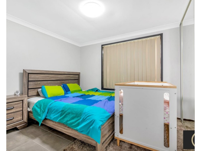 43 Glen Elgin Crescent, Edensor Park NSW 2176