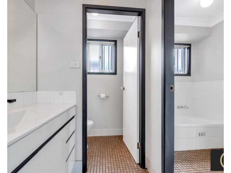 43 Glen Elgin Crescent, Edensor Park NSW 2176