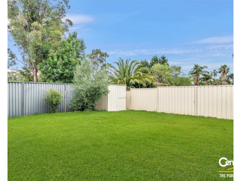 65a Hamlet Crescent, Rosemeadow NSW 2560