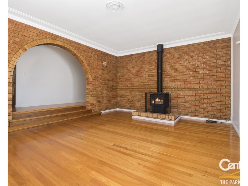 3 Glen Osmond Crescent, Bossley Park NSW 2176