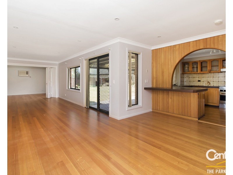 3 Glen Osmond Crescent, Bossley Park NSW 2176